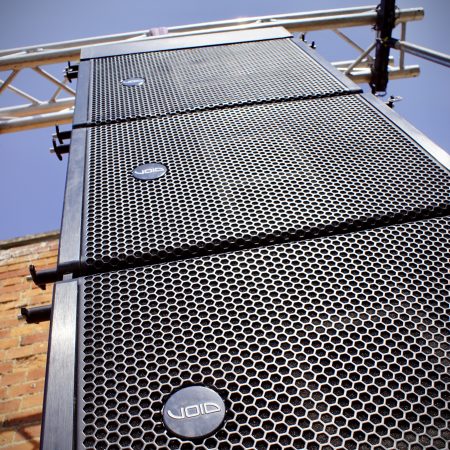 Line array picture